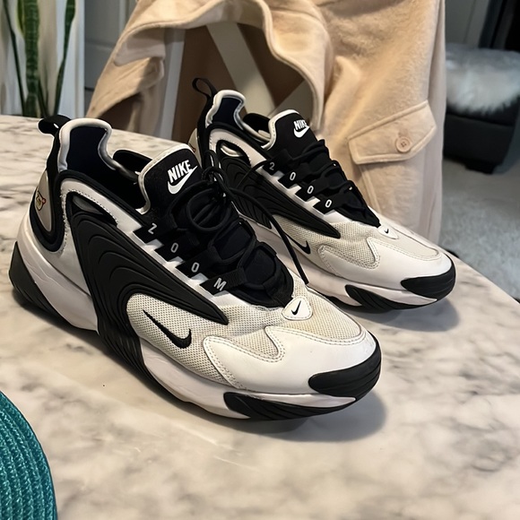 Nike Zoom 2K Sneakers Athletic Shoes AO0354100 Black White W Size 9.5 / M Size 8 - Picture 2 of 7